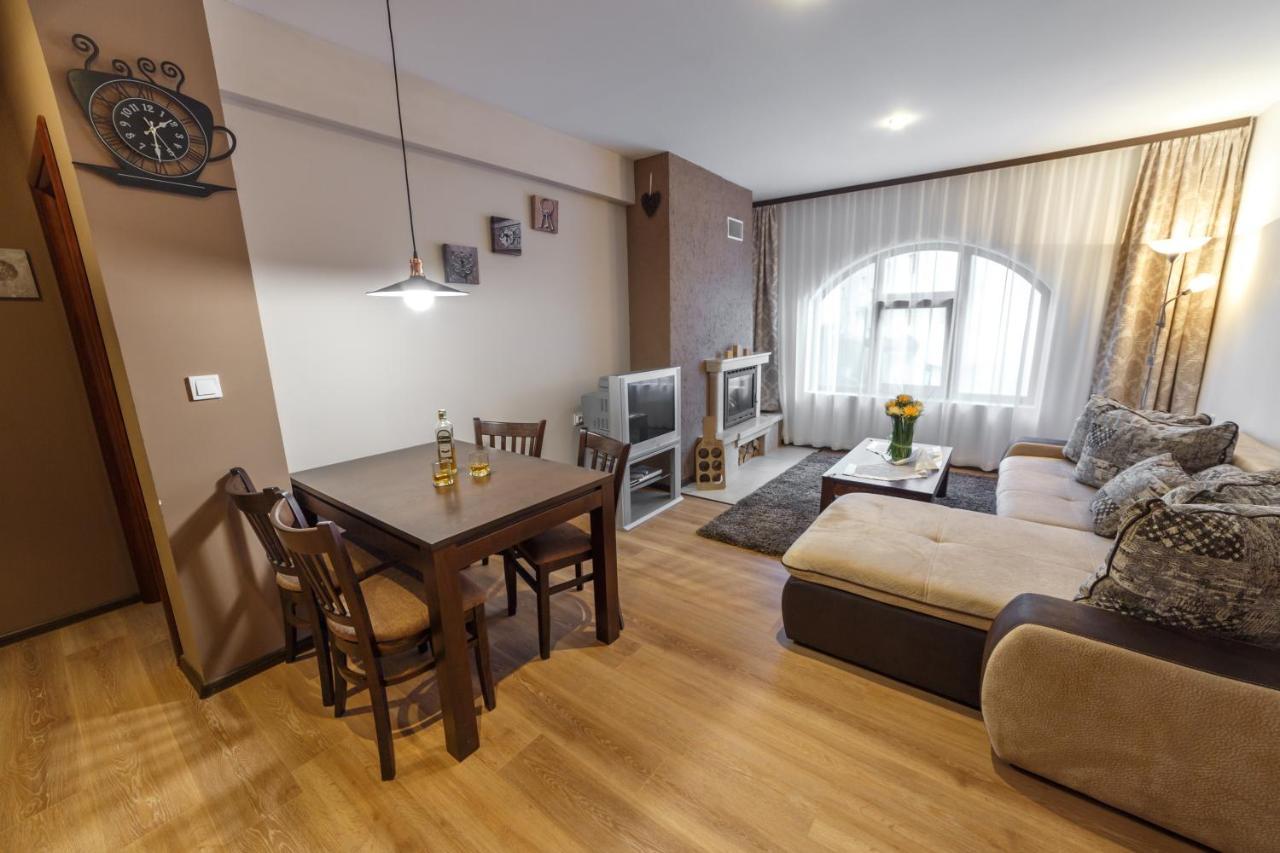 Monastery 2 Aparthotel パンポロボ エクステリア 写真